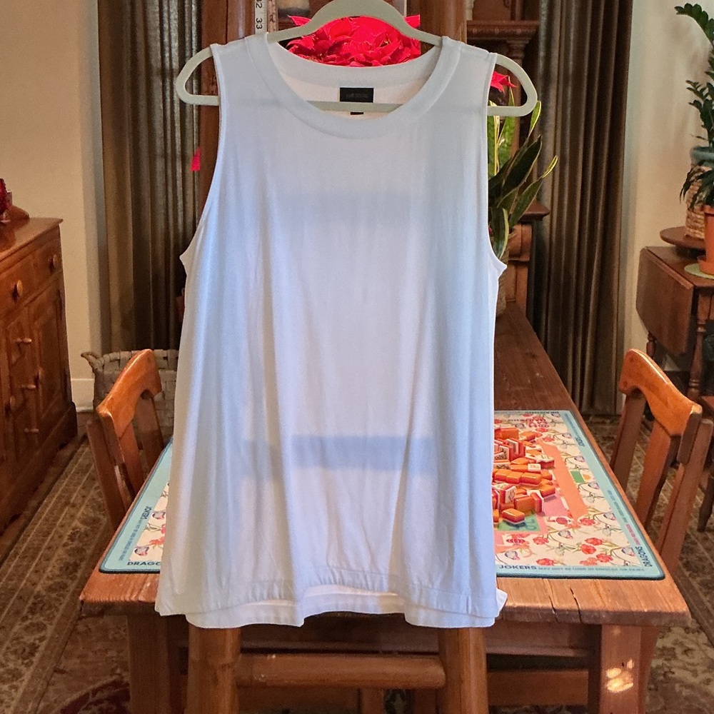 J. Jill Soft White Sleeveless Tank Top